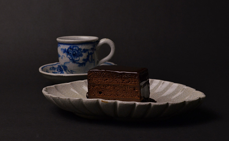 芳醇なチョコレートケーキ