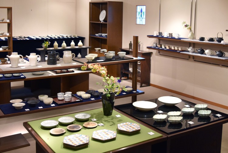 荒川真吾×井銅心平×松浦コータロー 展　展示画像
