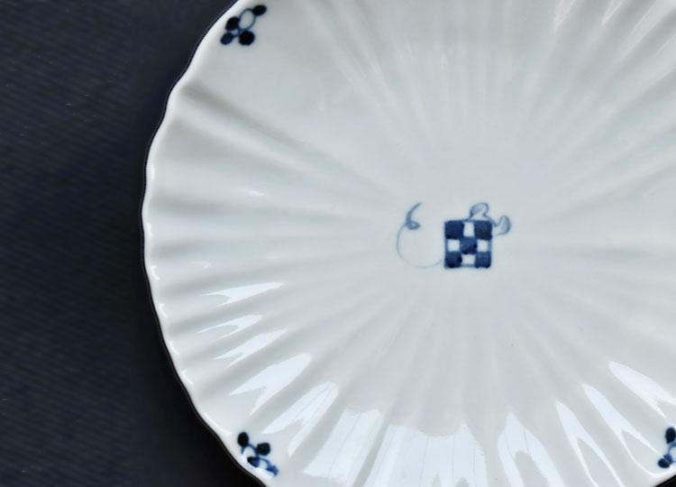 子と市松 輪花5寸皿