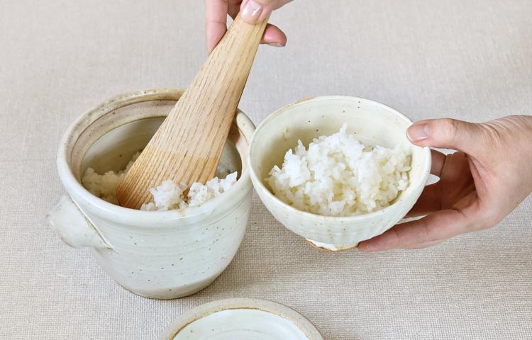 飯碗付一人用炊飯釜 白