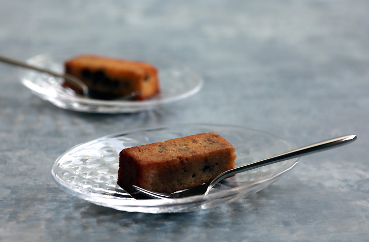 河上智美 いちご楕円皿 | 暮らしのうつわ花田 和食器 ガラス食器 通販 河上智美 いちご楕円皿 | 暮らしのうつわ花田 和食器 ガラス食器 通販