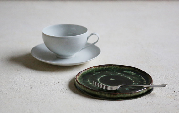 織部縁鉄リム5寸皿