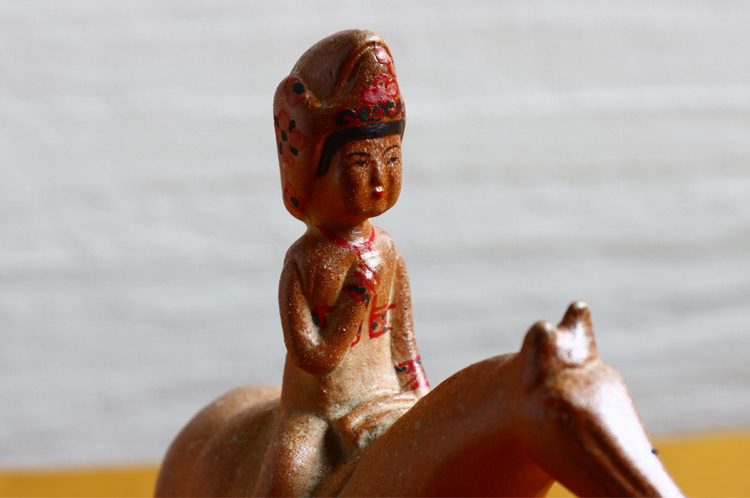 蓋物・ピッチャー・花器