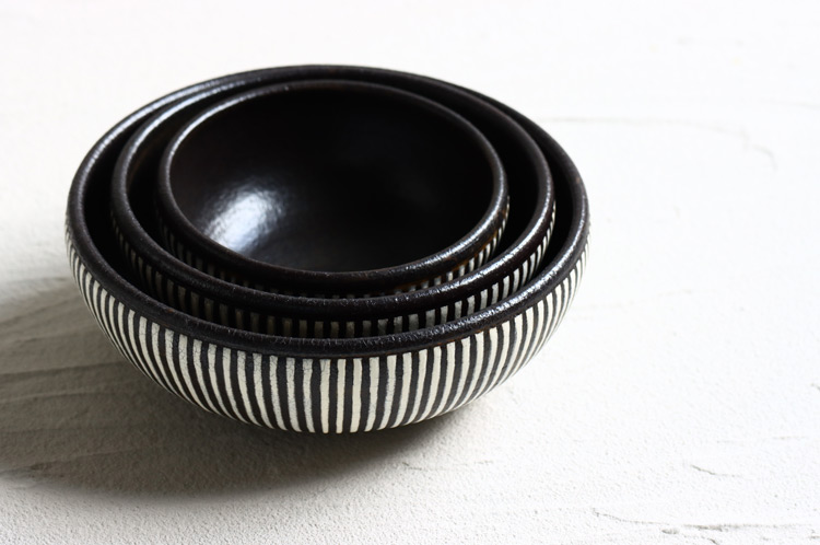増渕篤宥 14 玉縁丸浅鉢（トクサ・小） ｜ 暮らしのうつわ花田