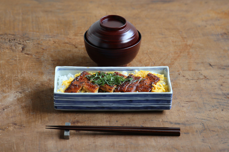海野裕 染付有平長角皿 ｜ 暮らしのうつわ花田 和食器 通販