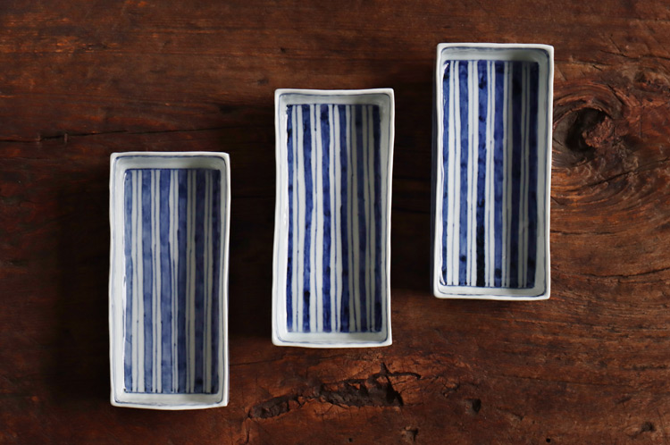 海野裕 染付有平長角皿 ｜ 暮らしのうつわ花田 和食器 通販