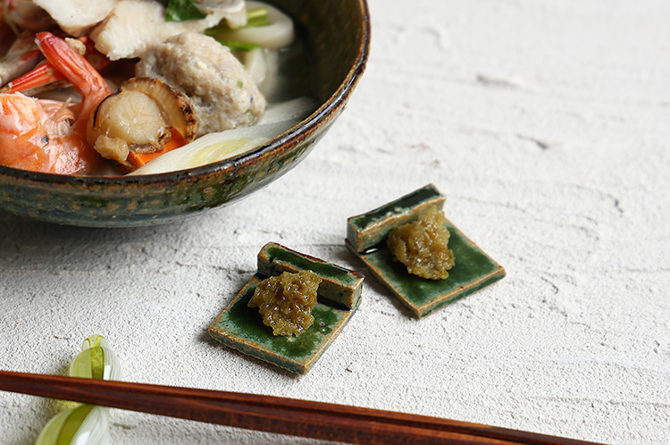 織部からし豆皿
