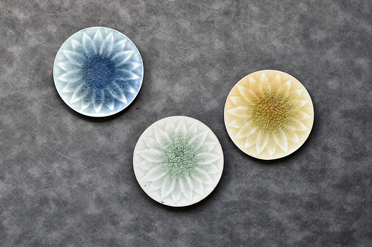 藍釉花文銘々皿