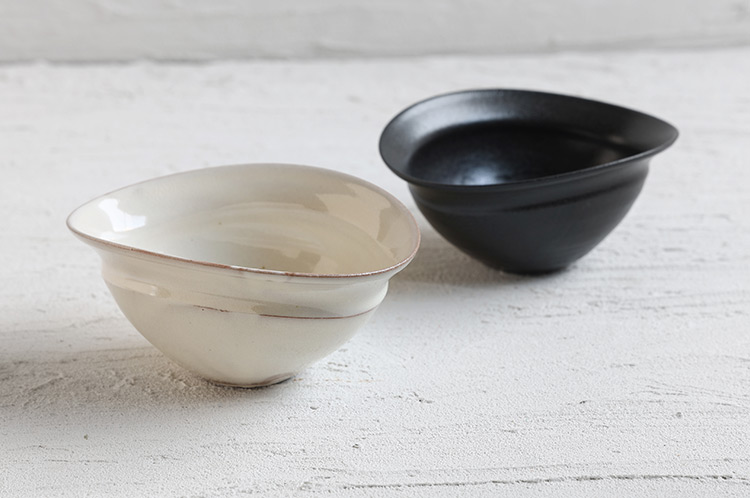 >黒釉馬盥鉢5寸