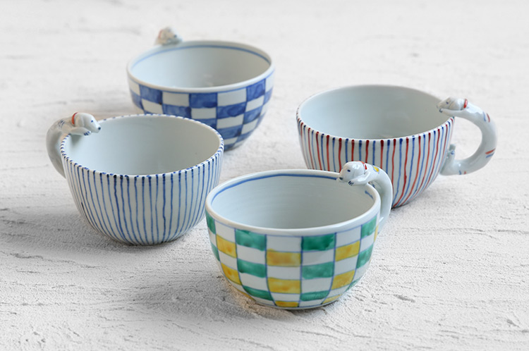 >犬のぞきスープカップC