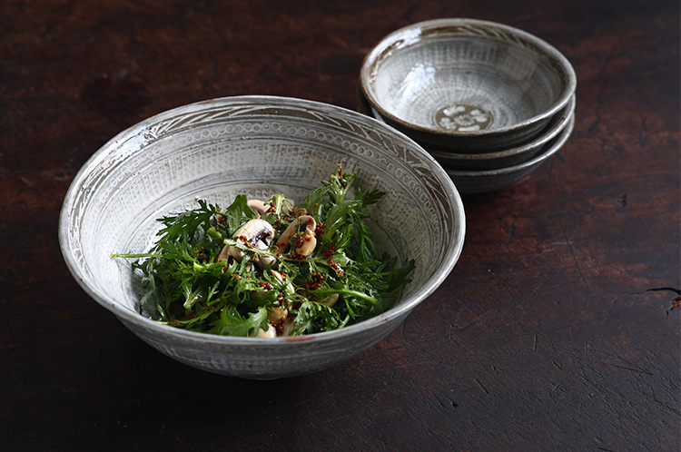 市川知也×水垣千悦 二人展　皿・鉢・飯碗