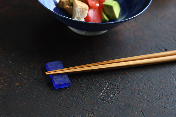 箸置き（平）コバルト氷鱗