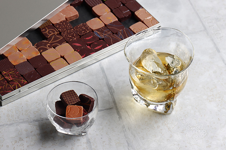 市川知也×水垣千悦 二人展　花器・酒器・他