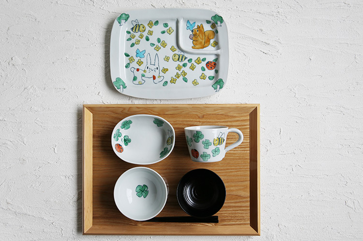 お食い初めセット（みどりのクローバー）木箱付