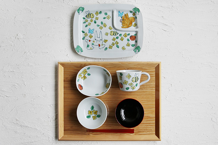 お食い初めセット（きいろのヤマブキ）木箱付