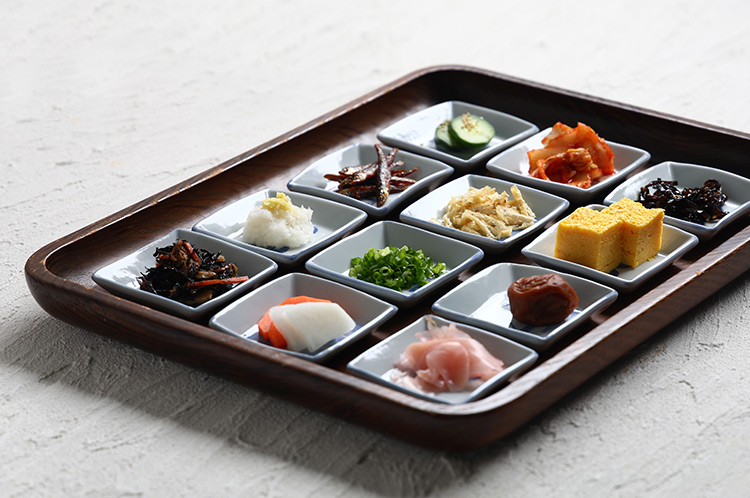 >角小皿 並び杵