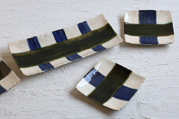 6 織部・ルリ釉塗り分け長方大皿