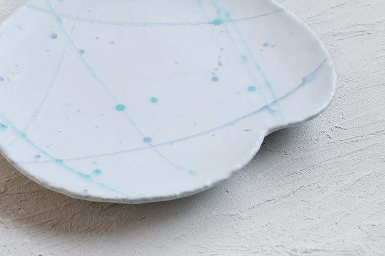 2 トルコホワイト釉打ち水文パレット大皿