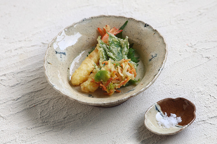 >23 輪花楕円鉢花ちらし