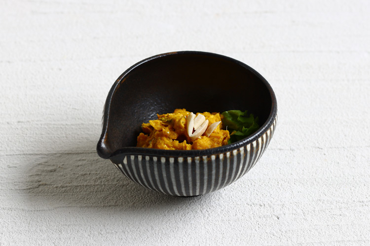 >23 片口（トクサ）