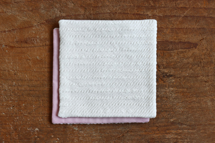 >コースター綾織（裡面 撫子）11.5cm角