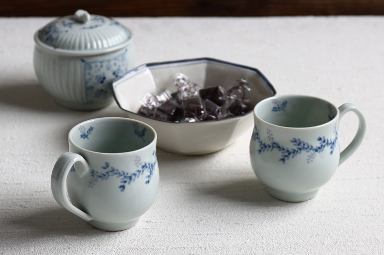 稲村真耶 さん 花器 稲村真耶｜暮らしのうつわ 花田 作家もの和食器専門店 通販