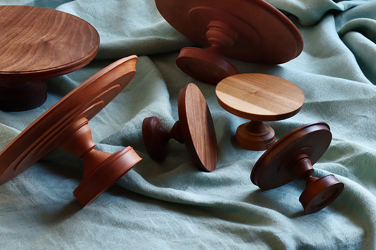 遠藤マサヒロ ケーキスタンドB アメリカンブラックチェリー ｜ 暮らし