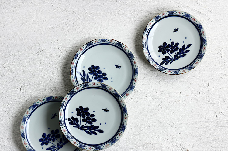 大清道光年製款 青花 花弁文 中皿 大清道光年製款 青花 花弁文 中皿 中国青花花弁文輪花皿大皿飾皿直径約