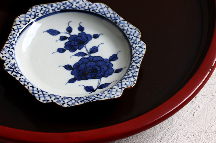 小林巧征 輪花六角皿牡丹文 ｜ 暮らしのうつわ花田 和食器 通販