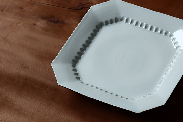 >白磁口紅隅切しのぎ大皿