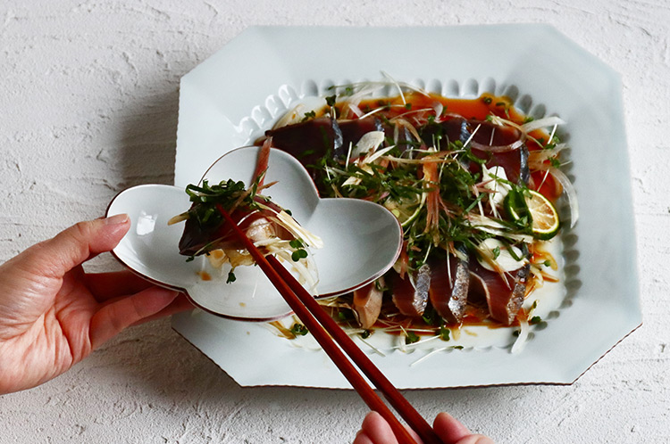 水野克俊 白磁口紅隅切しのぎ大皿 ｜ 暮らしのうつわ花田 和食器 通販