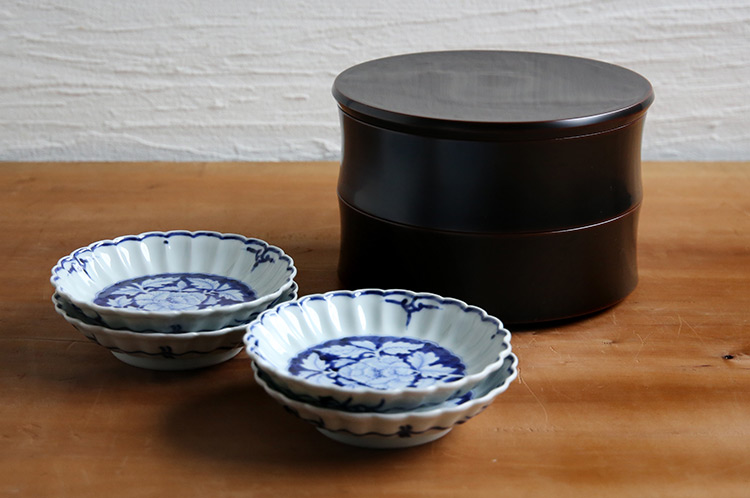 浄法寺　二段丸重　溜 浄法寺 7寸二段丸重（溜） ｜ 暮らしのうつわ花田 和食器 通販