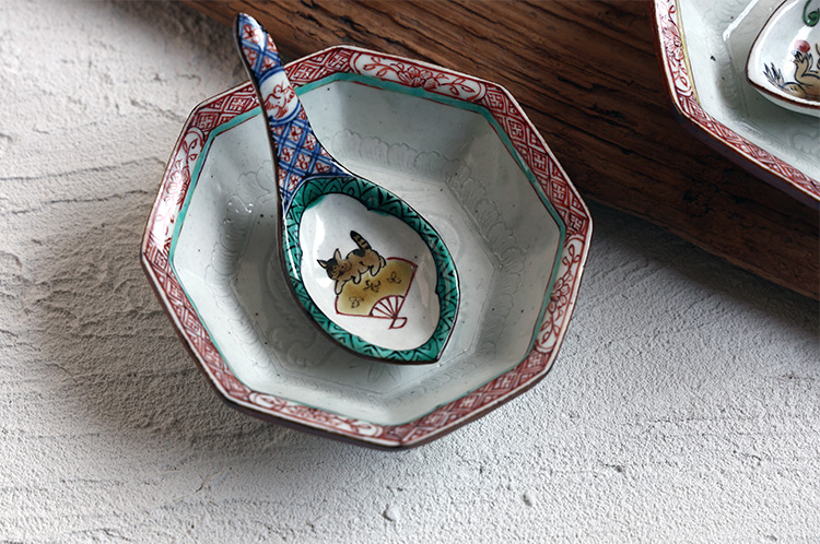 松浦コータロー 13 九谷手扇猫文レンゲ小付 ｜ 暮らしのうつわ花田 和