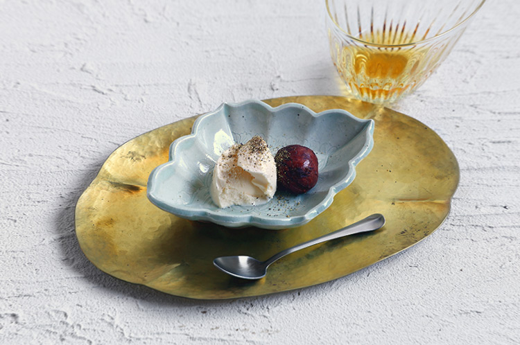 松浦コータローさんの色絵アロサウルス 松浦コータローさんの色絵アロサウルス 松浦コータローさんの色絵