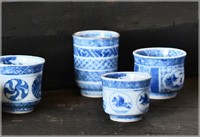 西納三枝さんの角皿 西納三枝 1 染付槍梅文尺皿 ｜ 暮らしのうつわ花田 和食器 通販