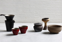陶芸花器「うつろい」作家物 瀬川辰馬 Tatsuma Segawa 炭化白釉 花器 W47 | les trois